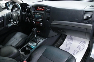 Внедорожник Mitsubishi Pajero 2014 года, 2348000 рублей, Солонцы