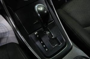 Седан Hyundai Avante 2011 года, 989000 рублей, Новокузнецк