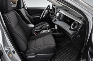 Внедорожник Toyota RAV4 2017 года, 2869000 рублей, Челябинск