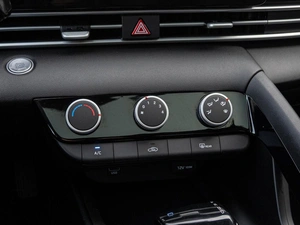 Седан Hyundai Elantra 2023 года, 2220000 рублей, Краснодар