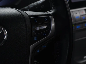 Внедорожник Toyota Land Cruiser Prado 2022 года, 6399088 рублей, Москва