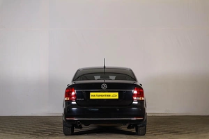 Седан Volkswagen Polo 2016 года, 1099000 рублей, Тюмень