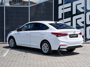 Седан Hyundai Solaris 2019 года, 1315000 рублей, Краснодар