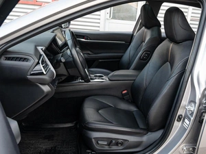 Седан Toyota Camry 2022 года, 3400000 рублей, Краснодар