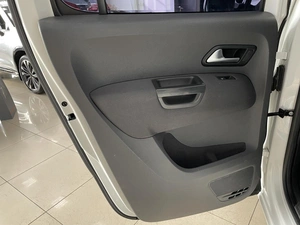 Пикап Volkswagen Amarok 2013 года, 1687000 рублей, Солонцы