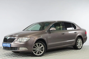Лифтбек Skoda Superb 2011 года, 929000 рублей, Челябинск
