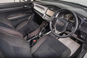 Универсал Toyota Corolla Fielder 2015 года, 1099000 рублей, Томск