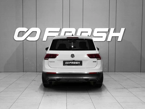Внедорожник Volkswagen Tiguan 2018 года, 1898000 рублей, Тверь