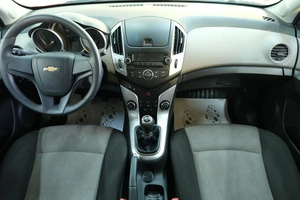 Седан Chevrolet Cruze 2013 года, 599000 рублей, Омск