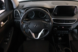 Внедорожник Hyundai Tucson 2019 года, 2349000 рублей, Омск