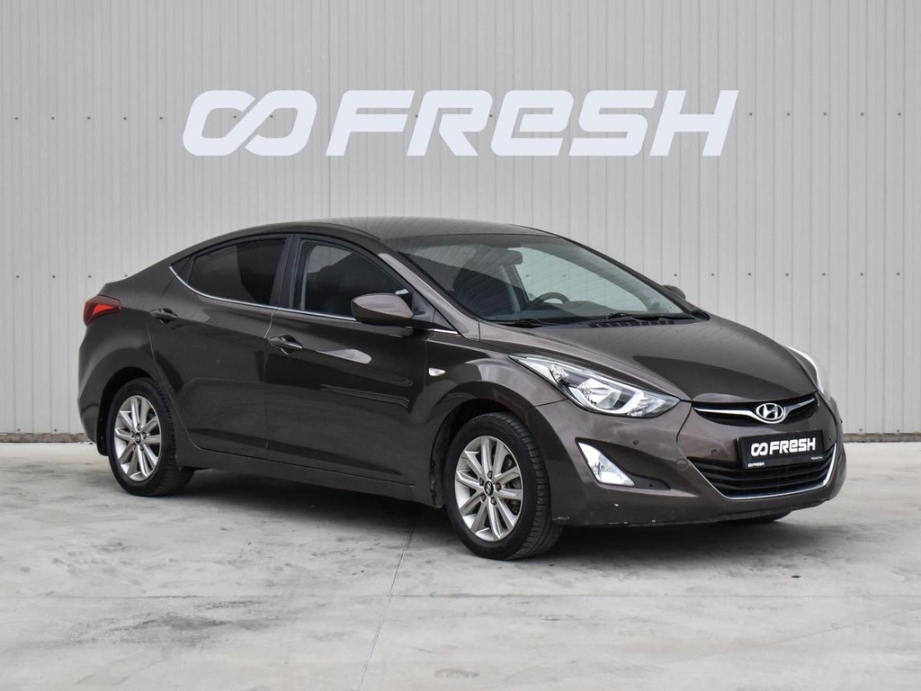 Седан Hyundai Elantra 2015 года, 1230000 рублей, Краснодар