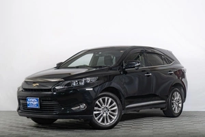 Внедорожник Toyota Harrier 2017 года, 2599000 рублей, Томск