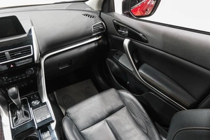 Внедорожник Mitsubishi Eclipse Cross 2018 года, 1799000 рублей, Новокузнецк