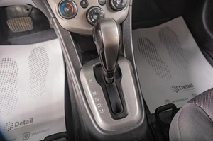 Седан Chevrolet Aveo 2012 года, 649000 рублей, Томск
