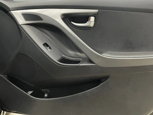 Седан Hyundai Elantra 2015 года, 1187000 рублей, Солонцы