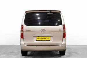 Минивэн Hyundai Grand Starex 2008 года, 1499000 рублей, Барнаул