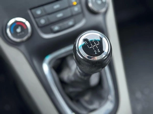 Минивэн Chevrolet Orlando 2012 года, 1059000 рублей, Ижевск