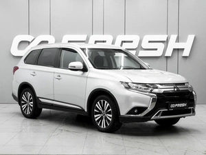 Внедорожник Mitsubishi Outlander 2019 года, 2100000 рублей, Ростов-на-Дону