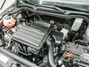 Седан Volkswagen Polo 2019 года, 1349000 рублей, Красноярск