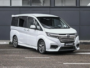 Минивэн Honda Stepwgn Spada 2019 года, 2949000 рублей, Кирилловка