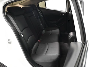 Седан Mazda 3 2016 года, 1530000 рублей, Ставрополь