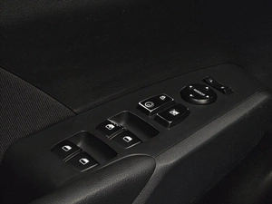 Седан Hyundai Solaris 2018 года, 655000 рублей, Красноярск