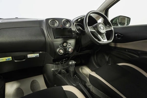 Хетчбэк Nissan Note 2018 года, 959000 рублей, Новосибирск