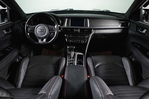 Седан Kia Optima 2018 года, 2299000 рублей, Сургут