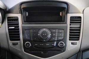 Седан Chevrolet Cruze 2012 года, 609000 рублей, Омск