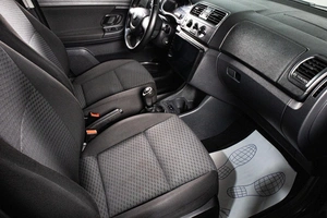 Хетчбэк Skoda Fabia 2012 года, 649000 рублей, Сургут