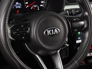 Седан Kia Rio 2017 года, 1499000 рублей, Воронеж