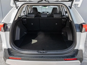 Внедорожник Toyota RAV4 2025 года, 3950000 рублей, Краснодар