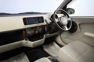 Хетчбэк Toyota Passo 2014 года, 759000 рублей, Новосибирск