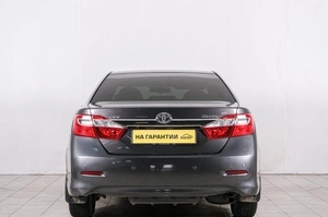 Седан Toyota Camry 2013 года, 1159000 рублей, Красноярск