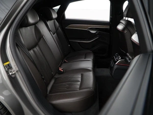 Седан Audi A8 2017 года, 5249999 рублей, Москва