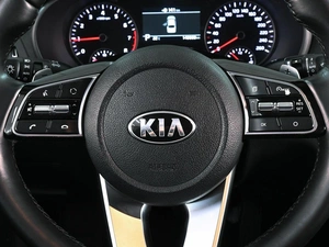 Седан Kia Optima 2019 года, 1999000 рублей, Аксай