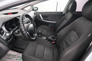 Хетчбэк Kia Ceed 2014 года, 929000 рублей, Красноярск