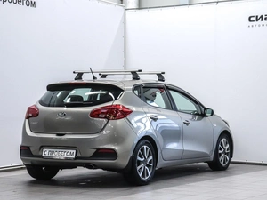 Хетчбэк Kia Ceed 2015 года, 980000 рублей, Красноярск