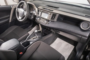 Внедорожник Toyota RAV4 2014 года, 2299000 рублей, Томск