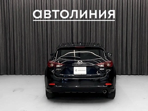 Хетчбэк Mazda Axela 2018 года, 1199999 рублей, Красноярск