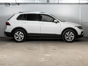 Внедорожник Volkswagen Tiguan 2021 года, 3498000 рублей, Ставрополь