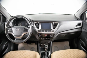 Седан Hyundai Solaris 2019 года, 1709000 рублей, Пермь