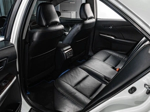 Седан Toyota Camry 2018 года, 2649000 рублей, Тюмень