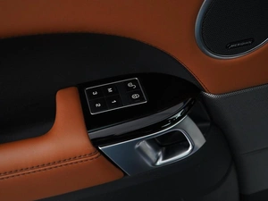Внедорожник Land Rover Range Rover Sport 2015 года, 3999777 рублей, Москва