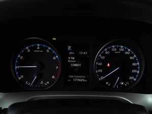 Внедорожник Toyota RAV4 2017 года, 2119000 рублей, Тюмень