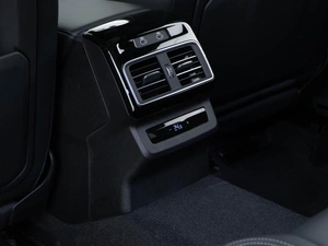 Внедорожник Audi Q5 2026 года, 6494434 рублей, Москва