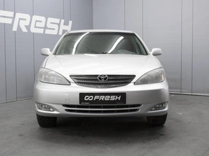 Седан Toyota Camry 2002 года, 680000 рублей, Омск