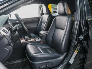 Седан Toyota Camry 2018 года, 2729000 рублей, Сургут