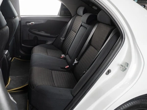 Седан Toyota Corolla 2011 года, 930000 рублей, Тюмень
