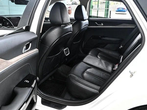 Седан Kia K5 2021 года, 2299000 рублей, Кирилловка